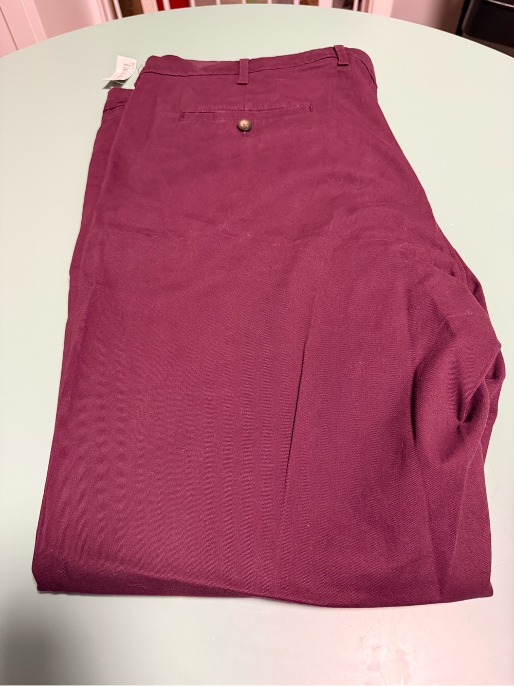 Amazon Essentials Mens Pants NWT Burgundy 42 X 30 Slim Fit